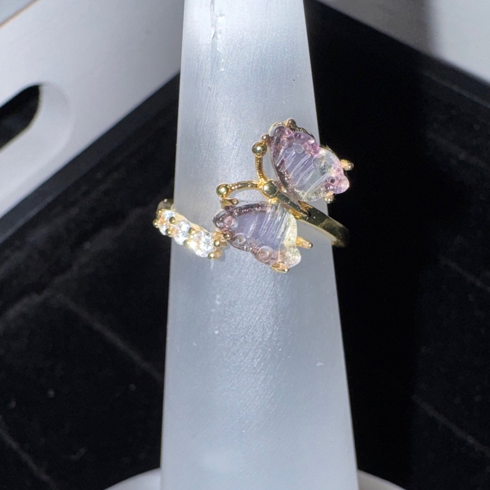 Elegant Gold and Purple Butterfly Ring